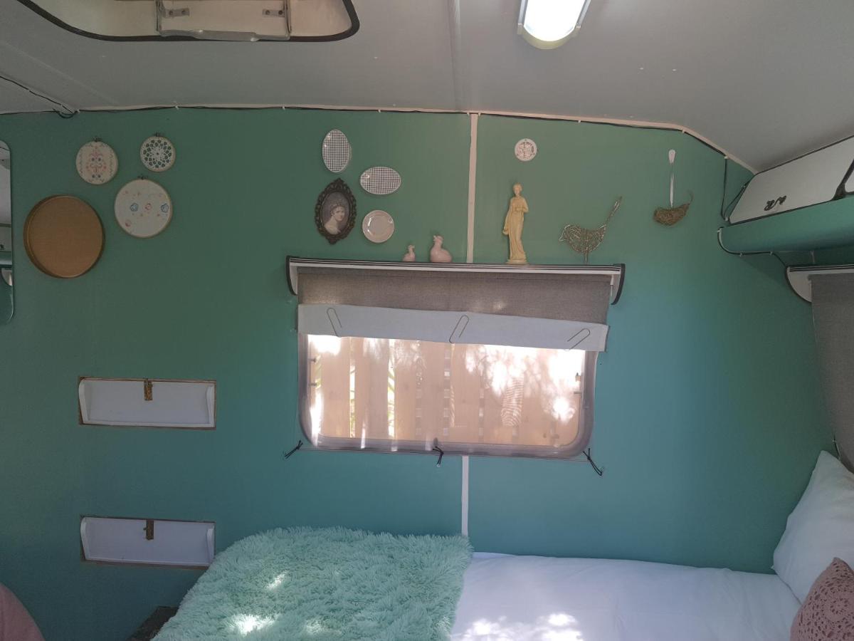 Oasis Shanti Backpackers Оудсхорн Екстериор снимка