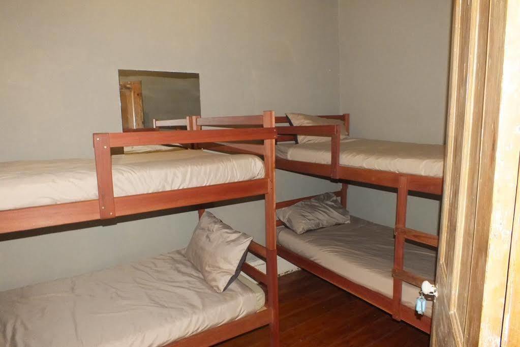 Oasis Shanti Backpackers Оудсхорн Екстериор снимка